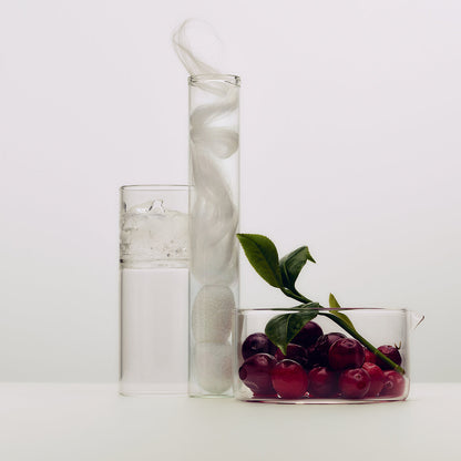 Silk Serum ingredients: retinol alternative duo, tetrapeptide-4 & silk protein, diglucosyl gallic acid